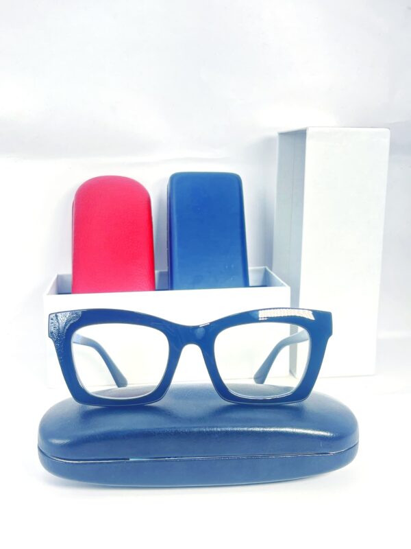 Elegant Eye Protection For Women: Anti-Blue Glasses - Image 3